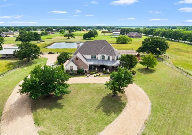 Homes for sale in Post Oak Bend, TX | 5900 Kings Creek Dr, Post Oak Bend, TX 75142 | MLS# 21263255