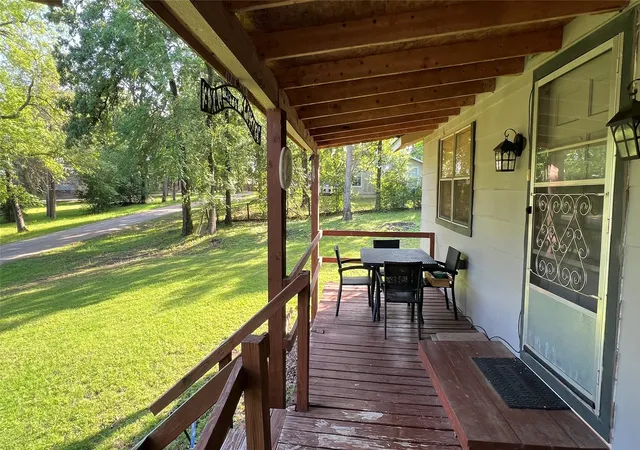 Homes for sale in Tool, TX | 613 Hilltop Dr, Tool, TX 75143 | MLS# 21266768