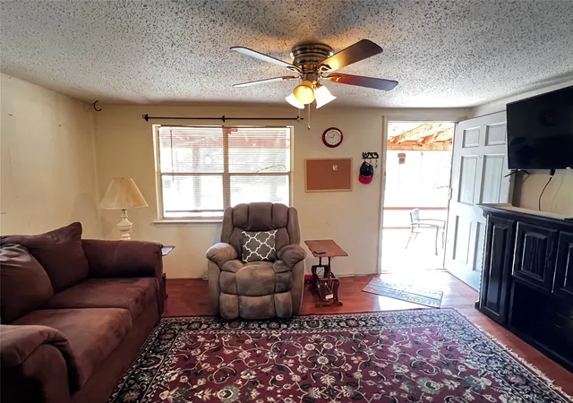 Photo 3 of Single family home for sale at 613 Hilltop Dr, Tool, TX 75143 | MLS# 21266768 | Listing updated on 2026-10-07