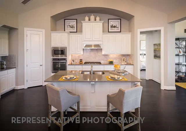 Photo 2 of Sale Pending at 1404 Hydrangea Ct, Aubrey, TX 76227 | MLS# 21266115 | Listing updated on 2026-08-03