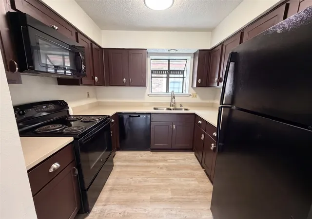 Homes for sale in Cedar Hill, TX | 1502 Allen Dr, Cedar Hill, TX 75104 | MLS# 21267025