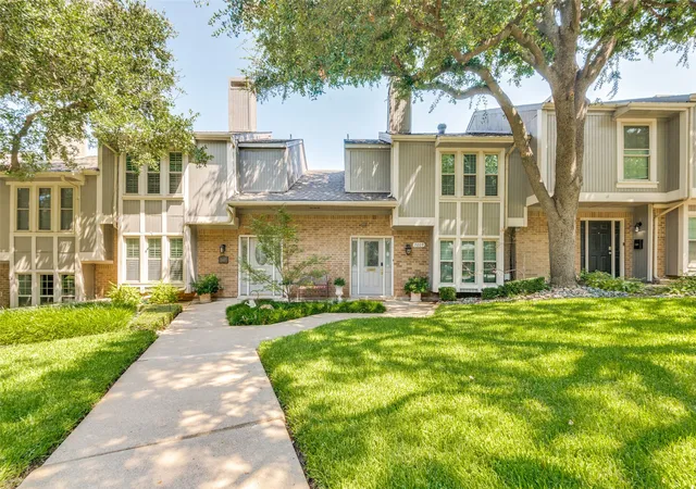 Photo 2 of Condo for sale at 7609 Riverbrook Dr #11, Dallas, TX 75230 | MLS# 21265086 | Listing updated on 2026-07-05