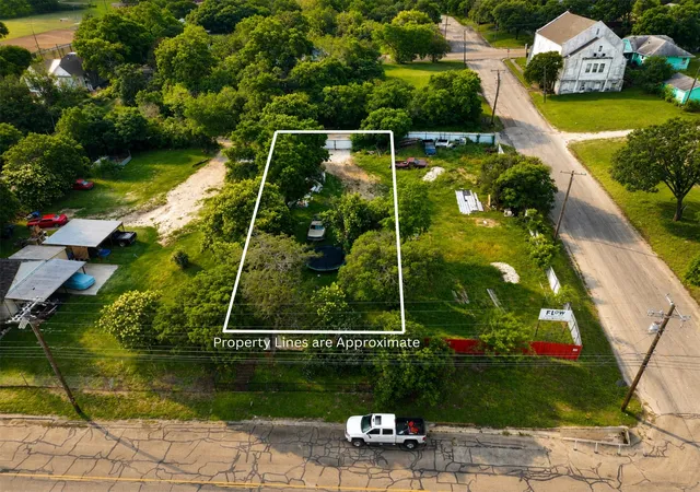 Homes for sale in Waco, TX | 1520 Webster Ave, Waco, TX 76706 | MLS# 21266954