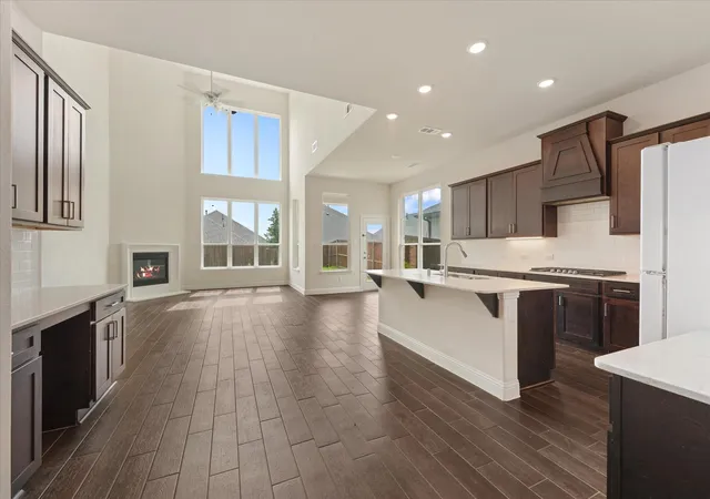 Photo 4 of Single family home for sale at 208 Santa Lucia Dr, Anna, TX 75409 | MLS# 21262677 | Listing updated on 2026-07-13