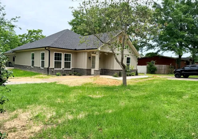 Homes for sale in Chandler, TX | 5350 First St, Chandler, TX 75758 | MLS# 21267265
