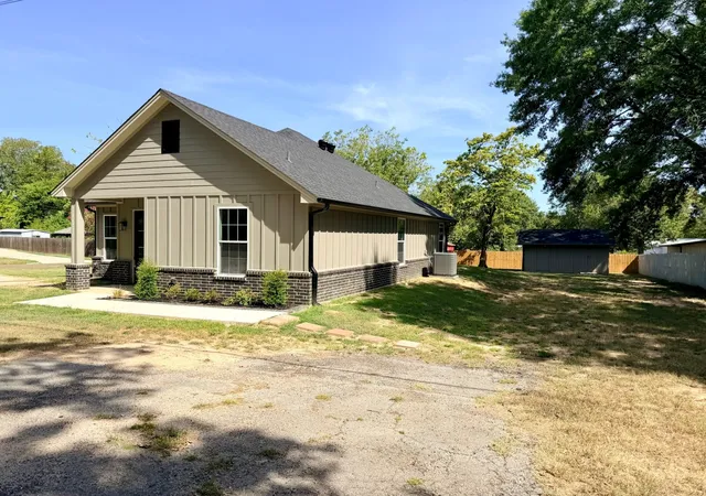 Photo 31 of Single family home for sale at 5350 First St, Chandler, TX 75758 | MLS# 21267265 | Listing updated on 2026-08-20