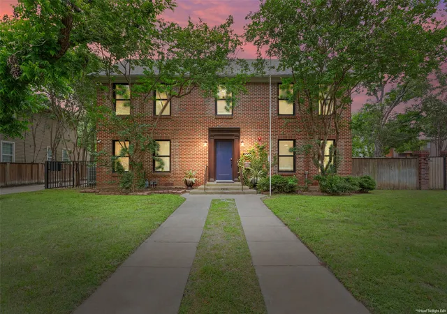 Photo 1 of Single family home for sale at 1500 S 10th St, Waco, TX 76706 | MLS# 21267049 | Listing updated on 2026-08-24