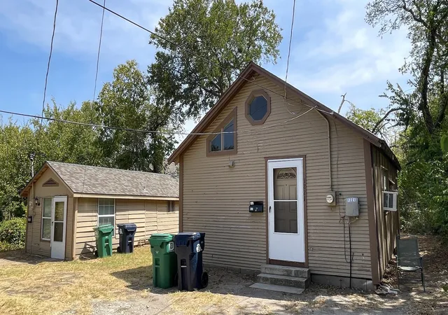 Photo 2 of Multi family home for sale at 1219 Scripture St, Denton, TX 76201 | MLS# 21267280 | Listing updated on 2026-10-07