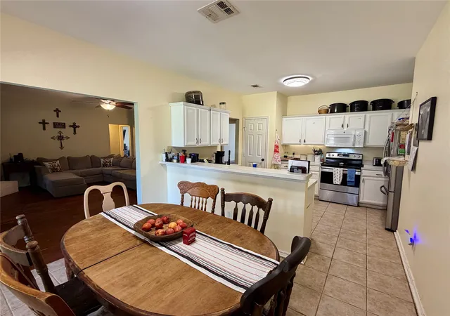Homes for sale in Midlothian, TX | 514 Morningside Ct, Midlothian, TX 76065 | MLS# 21267191