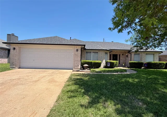 Homes for sale in Midlothian, TX | 514 Morningside Ct, Midlothian, TX 76065 | MLS# 21267191