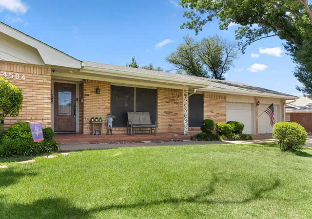 Homes for sale in Wichita Falls, TX | 4504 Jennings Ave, Wichita Falls, TX 76310 | MLS# 21246634