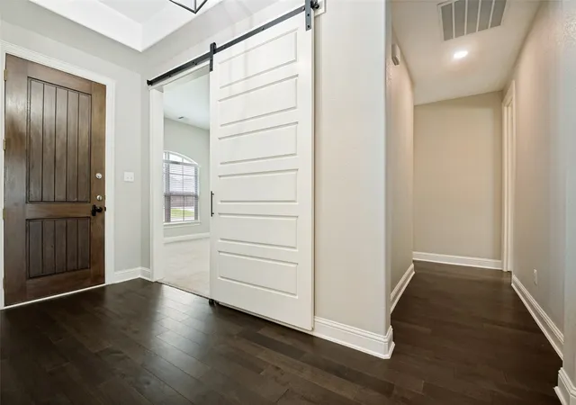 Photo 2 of Single family home for sale at 541 Windrow Ln, Waxahachie, TX 75165 | MLS# 21261489 | Listing updated on 2026-07-27