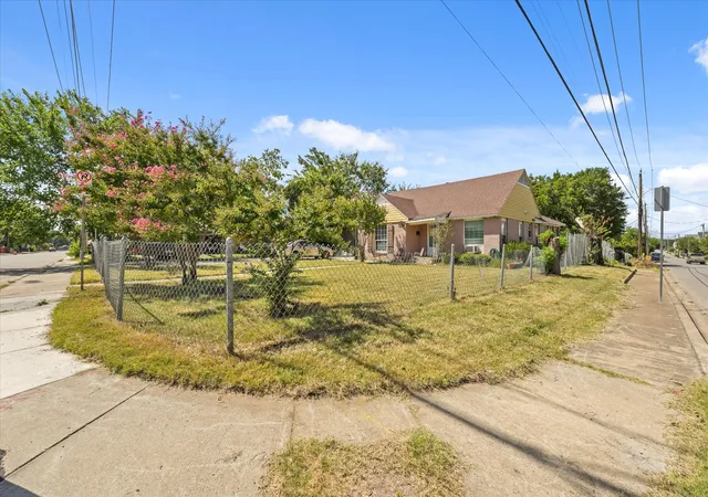 16th image of 7225 Mohawk Dr, Dallas, TX 75235 | MLS# 21267417