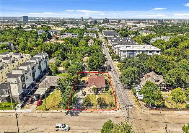 1st image of 7225 Mohawk Dr, Dallas, TX 75235 | MLS# 21267417