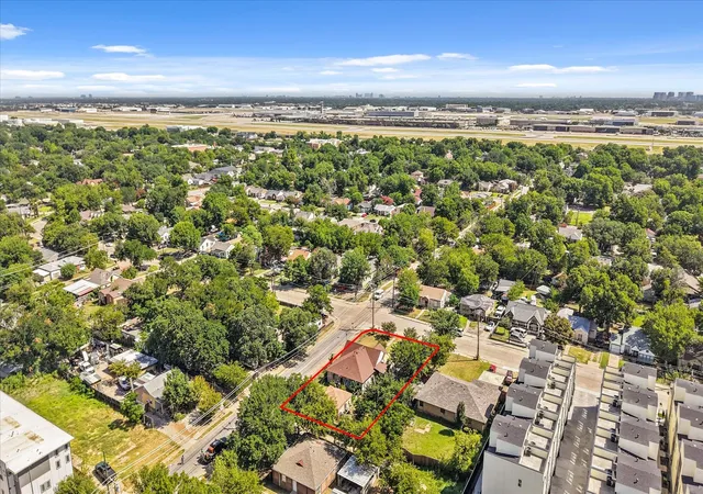 3rd image of 7225 Mohawk Dr, Dallas, TX 75235 | MLS# 21267417