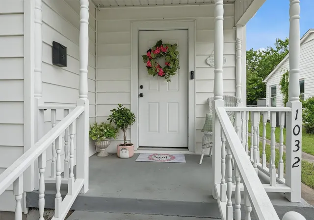 Photo 2 of Single family home for sale at 1032 N Lockhart St, Sherman, TX 75092 | MLS# 21255941 | Listing updated on 2026-07-04