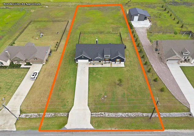 Photo 4 of Single family home for sale at 773 Pennell Rd, Sherman, TX 75090 | MLS# 21262454 | Listing updated on 2026-08-25