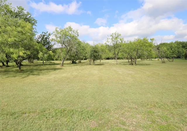 Photo 2 of Land for sale at 1090 Eagle Pass, Royse City, TX 75189 | MLS# 21265553 | Listing updated on 2026-07-27