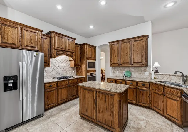 Photo 4 of Single family home for sale at 2636 Deer Hollow Dr, Little Elm, TX 75068 | MLS# 21267281 | Listing updated on 2026-07-21