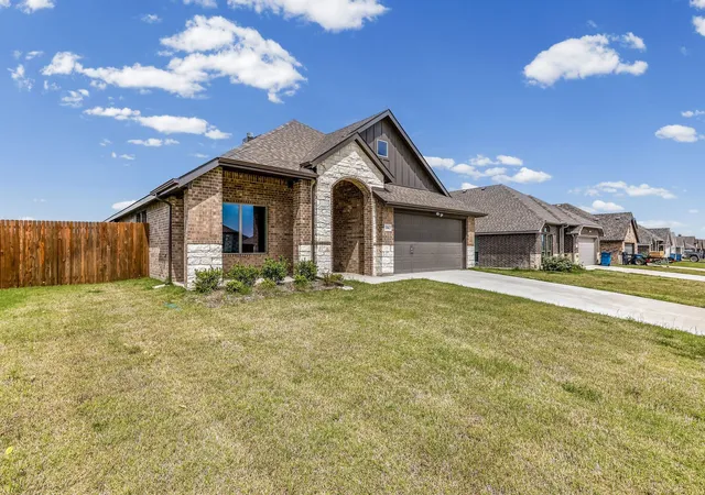Photo 3 of Single family home for sale at 314 Pennington Rd, Nevada, TX 75173 | MLS# 21261995 | Listing updated on 2026-07-16
