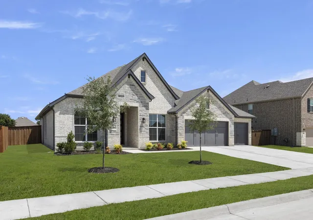 Photo 2 of Single family home for sale at 415 Heritage Hill Dr, Forney, TX 75126 | MLS# 21267665 | Listing updated on 2026-07-09