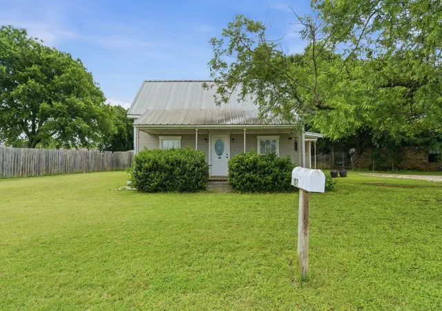 Homes for sale in Rio Vista, TX | 302 Tower Rd, Rio Vista, TX 76093 | MLS# 21267667