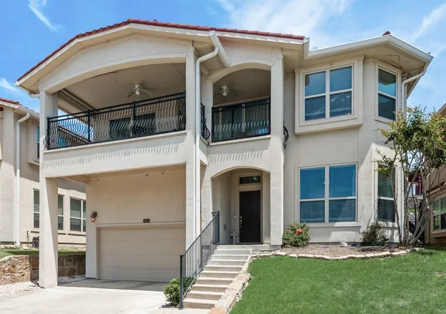 Photo 1 of Single family home for sale at 1913 Huron Dr, Rockwall, TX 75087 | MLS# 21266520 | Listing updated on 2026-07-18