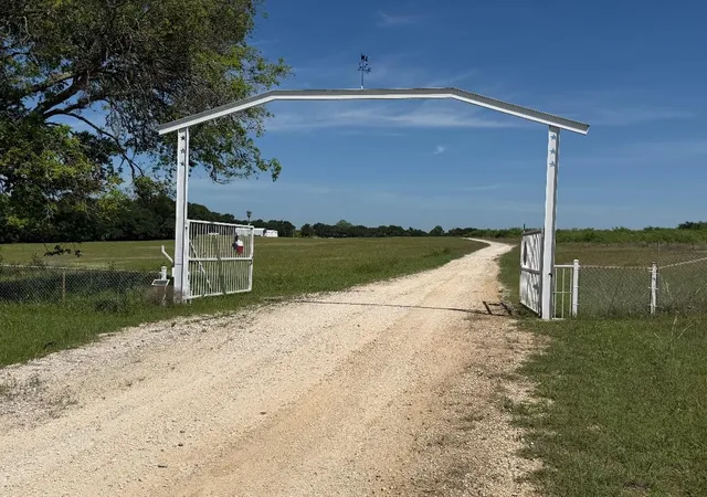 Homes for sale in Hillsboro, TX | 279 Hcr 1367, Hillsboro, TX 76645 | MLS# 21267744