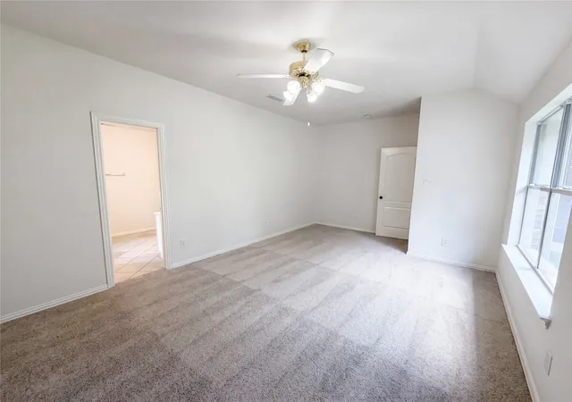 Photo 3 of Sale Pending at 525 Hidden Oak Ln, Rockwall, TX 75087 | MLS# 21267857 | Listing updated on 2026-08-31