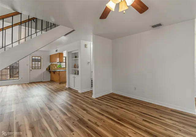 Photo 3 of Townhouse for sale at 10002 Georgetown Dr, Shreveport, LA 71115 | MLS# 21267545 | Listing updated on 2026-09-26