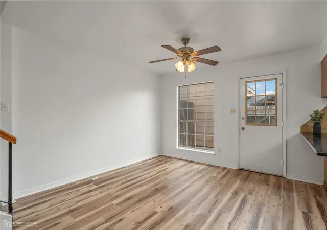 Photo 4 of Townhouse for sale at 10002 Georgetown Dr, Shreveport, LA 71115 | MLS# 21267545 | Listing updated on 2026-09-26