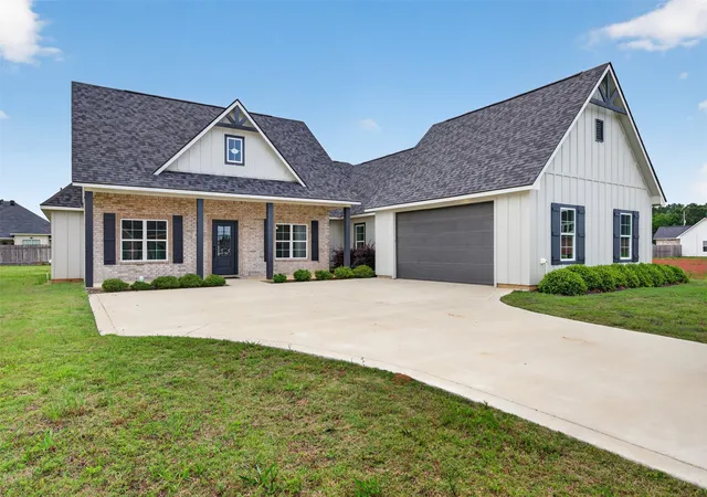 Photo 2 of Single family home for sale at 127 Sitka Loop, Haughton, LA 71037 | MLS# 21267774 | Listing updated on 2026-07-14