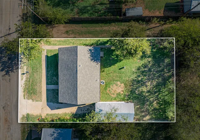 Homes for sale in Breckenridge, TX | 304 N Geneva St, Breckenridge, TX 76424 | MLS# 21267841