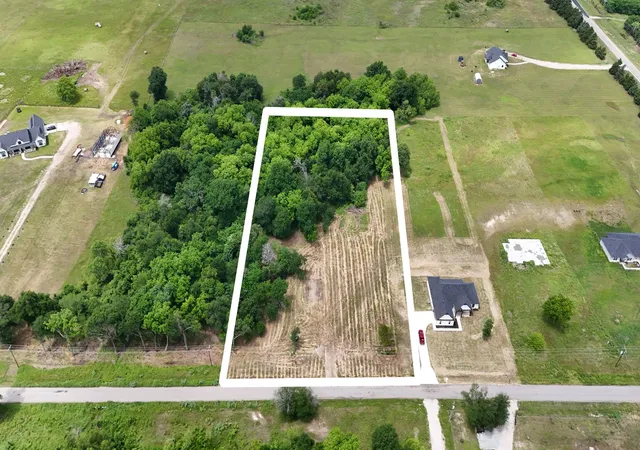 Photo 2 of Land for sale at 3164 County Road 1076, Celeste, TX 75423 | MLS# 21267927 | Listing updated on 2026-09-01