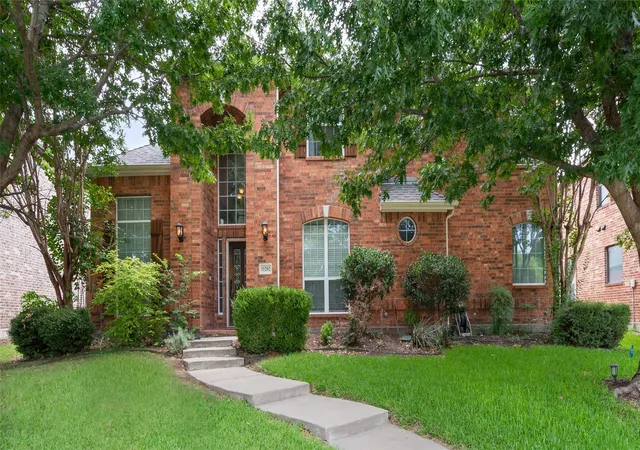 Homes for sale in Frisco, TX | 11202 Monarch Dr, Frisco, TX 75033 | MLS# 21265882