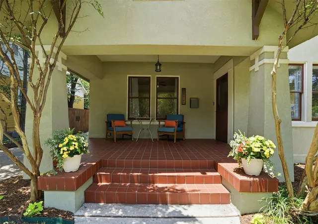 2nd image of 2212 Hurley Ave, Fort Worth, TX 76110 | MLS# 21260652