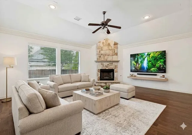 Photo 4 of Single family home for sale at 1806 Childress Ln, Allen, TX 75013 | MLS# 21211844 | Listing updated on 2026-10-06