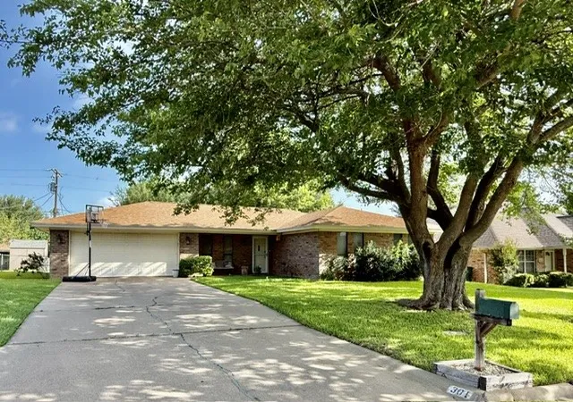 Photo 1 of Sale Pending at 301 Bluebonnet St, Stephenville, TX 76401 | MLS# 21268110 | Listing updated on 2026-09-29