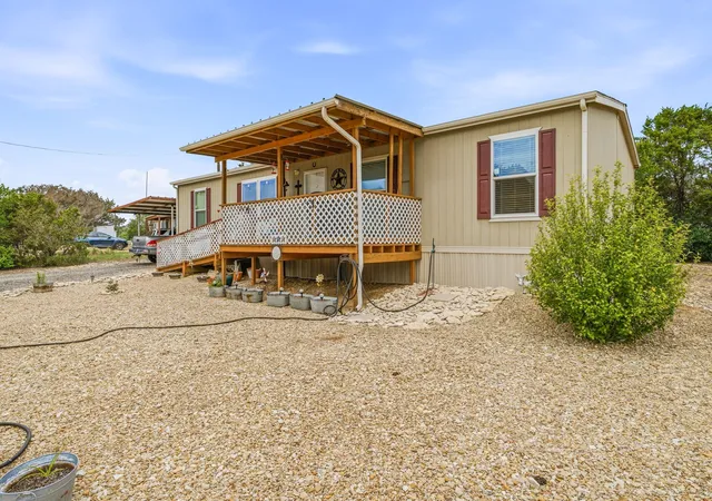 Photo 3 of Manufactured home for sale at 4807 Orange Blossom St, Granbury, TX 76048 | MLS# 21267833 | Listing updated on 2026-09-30