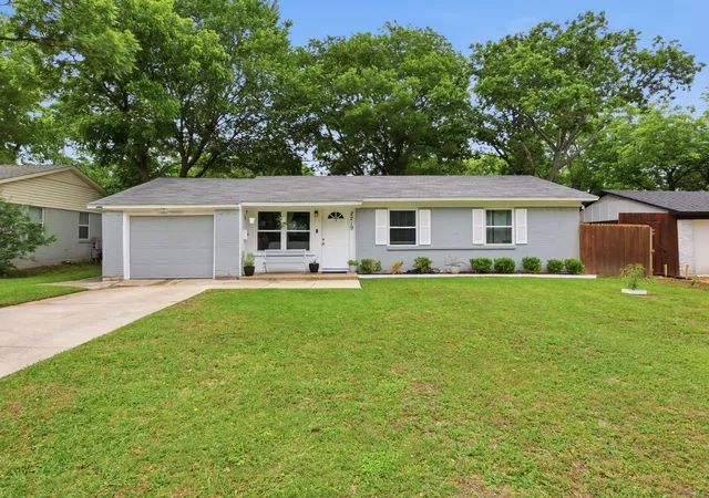 1st image of 2219 Loyce Dr, Mesquite, TX 75149 | MLS# 21268352