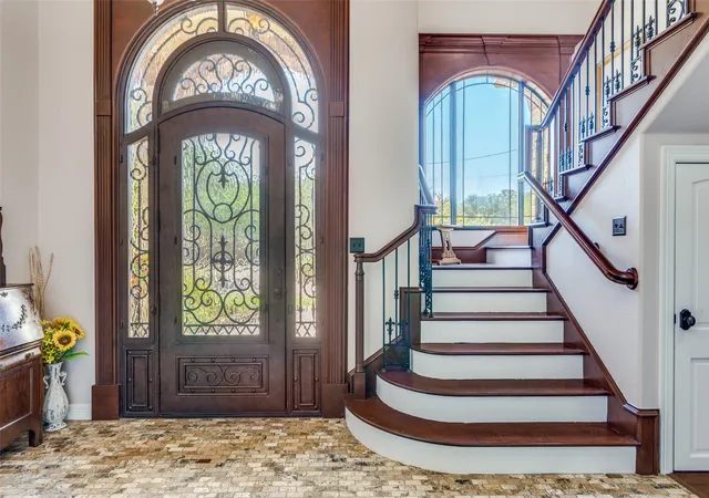 Photo 2 of Single family home for sale at 221 Hart Ct, Runaway Bay, TX 76426 | MLS# 21268426 | Listing updated on 2026-09-29
