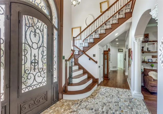Photo 3 of Single family home for sale at 221 Hart Ct, Runaway Bay, TX 76426 | MLS# 21268426 | Listing updated on 2026-09-29