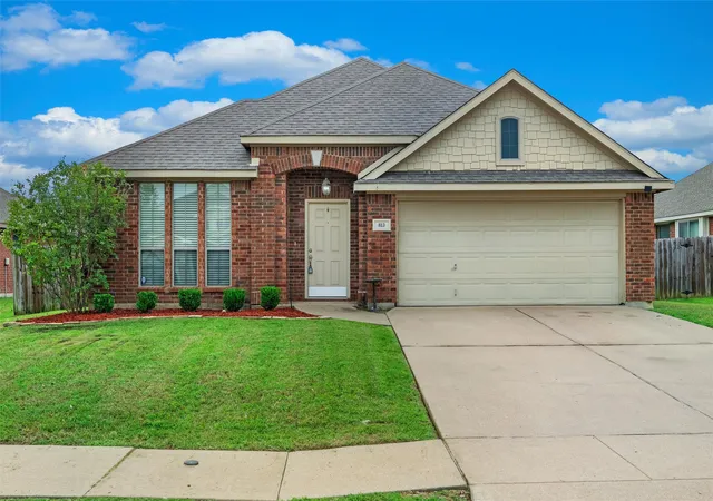 Homes for sale in Mansfield, TX | 813 Cutting Horse Dr, Mansfield, TX 76063 | MLS# 21268327