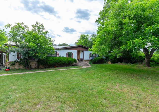Homes for sale in Clyde, TX | 509 Rusk St, Clyde, TX 79510 | MLS# 21266730