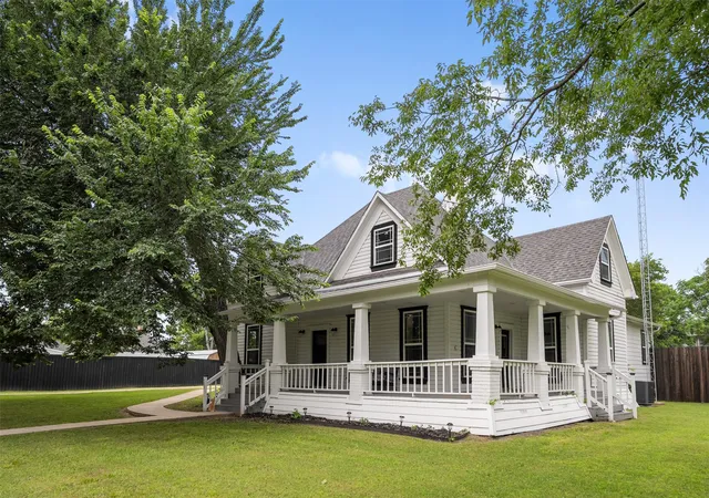 Homes for sale in Kemp, TX | 503 E 13th St, Kemp, TX 75143 | MLS# 21267637
