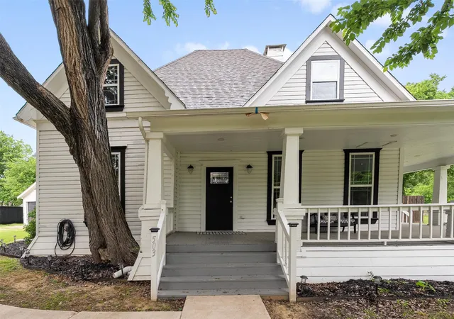 Homes for sale in Kemp, TX | 503 E 13Th St, Kemp, TX 75143 | MLS# 21267637