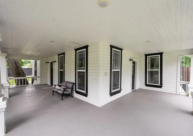 Homes for sale in Kemp, TX | 503 E 13Th St, Kemp, TX 75143 | MLS# 21267637