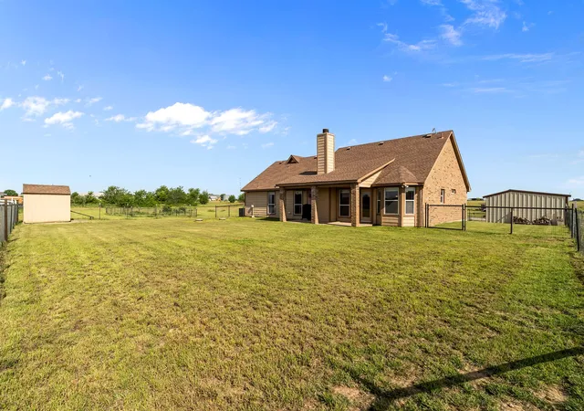 Homes for sale in Weatherford, TX | 115 Blue Castle Ct, Weatherford, TX 76088 | MLS# 21268301