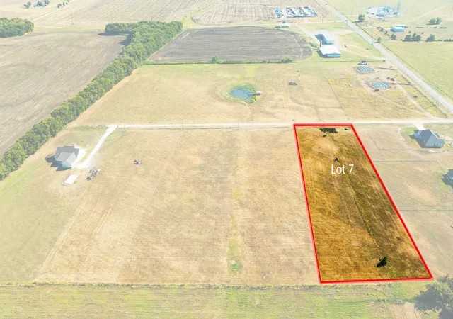 Photo 1 of Land for sale at 83 Private Road 142025, Blossom, TX 75416 | MLS# 21268585 | Listing updated on 2026-09-22