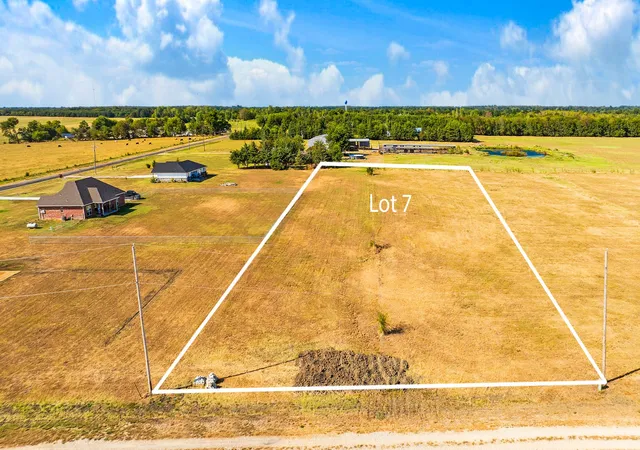 Photo 2 of Land for sale at 83 Private Road 142025, Blossom, TX 75416 | MLS# 21268585 | Listing updated on 2026-09-22